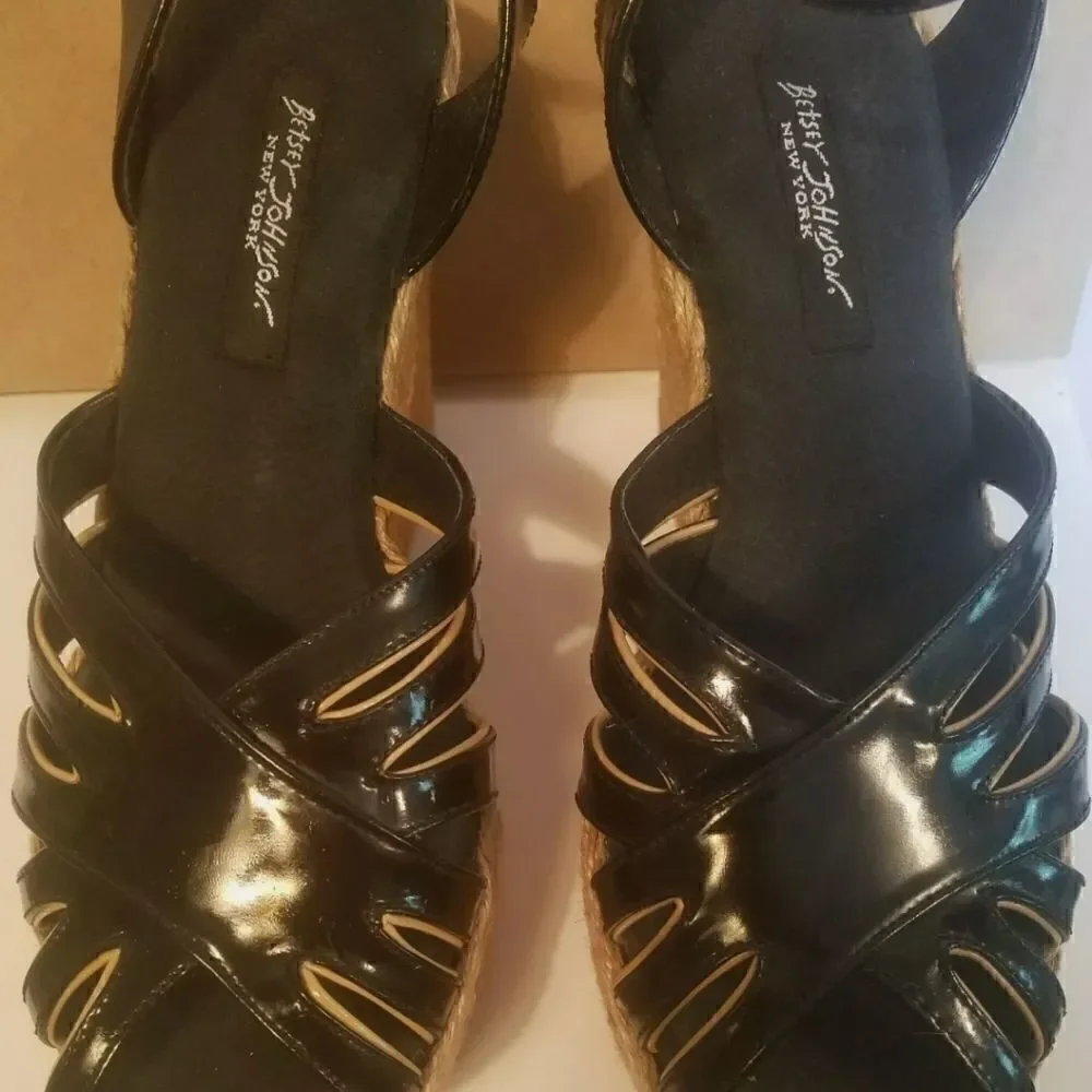Y2K Mint Rare BETSEY JOHNSON Black Patent Espadrille Platform Wedge Sandals Sz.9